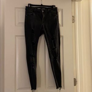 Black skinny jeans